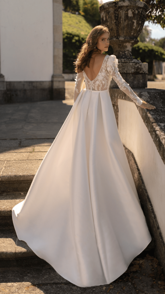 Wedding dress with long lace sleeves