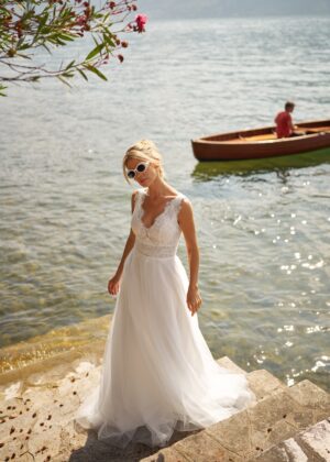 A-line wedding dress Morgan by Libelle Bridal